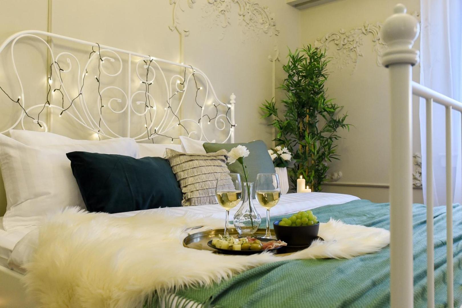 Cozy Studio Overlooking The Old Town Bucareste Exterior foto