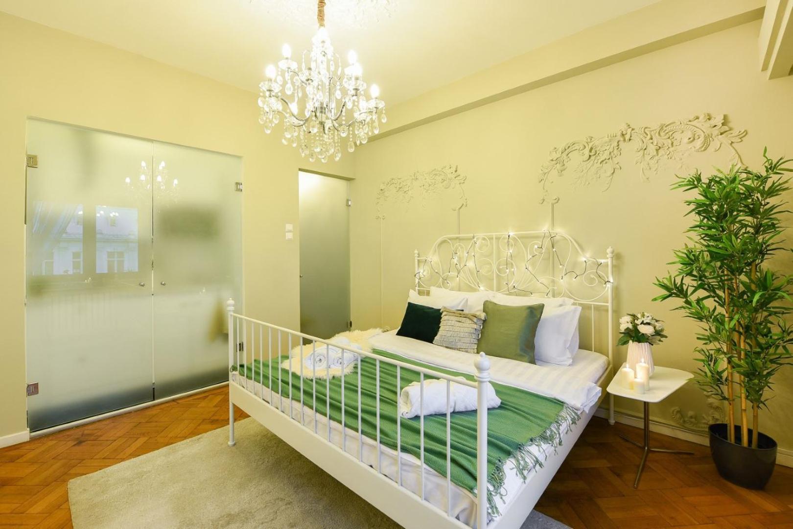 Cozy Studio Overlooking The Old Town Bucareste Exterior foto